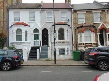 Property photo 1 of 6