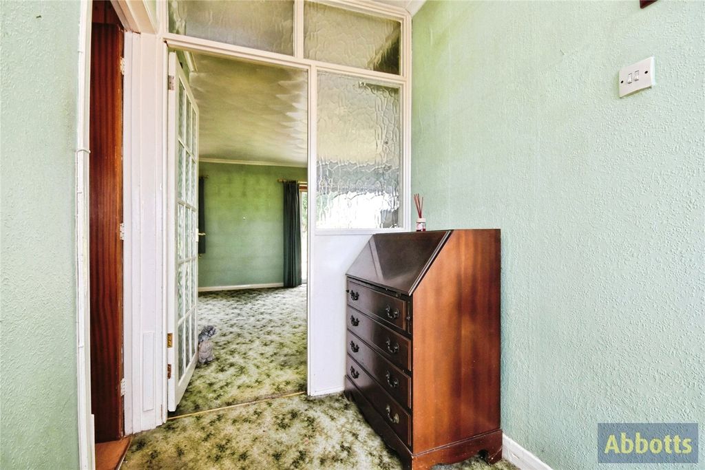 Property photo 2 of 17 Picture No. 22
