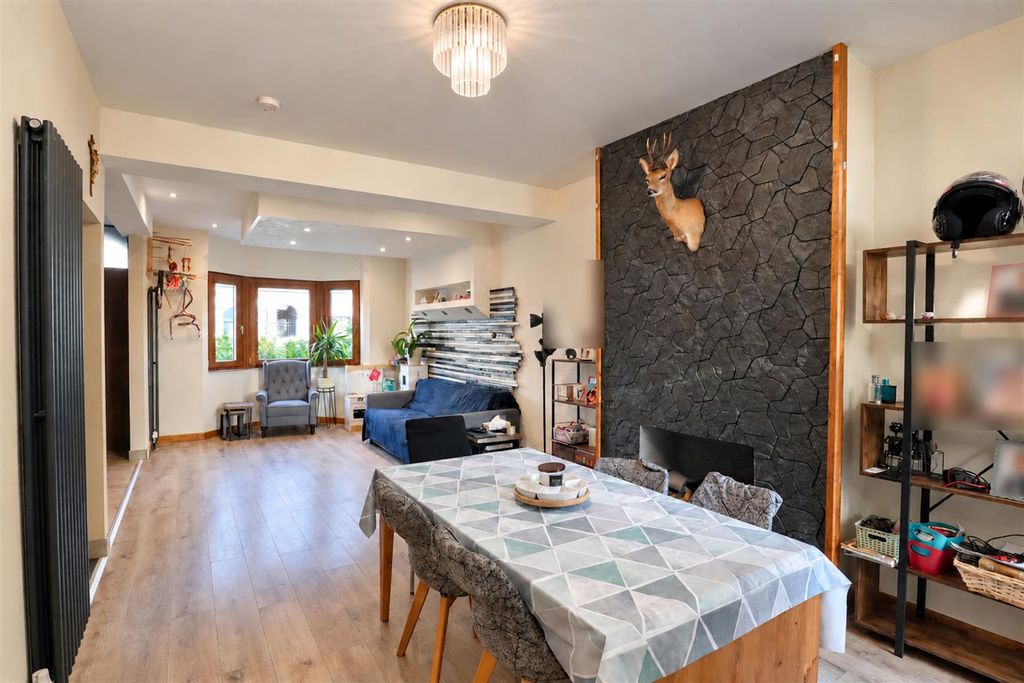 Property photo 2 of 17 08.Jpg
