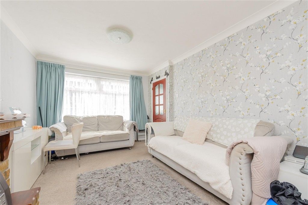 Property photo 2 of 9 Lounge/Diner