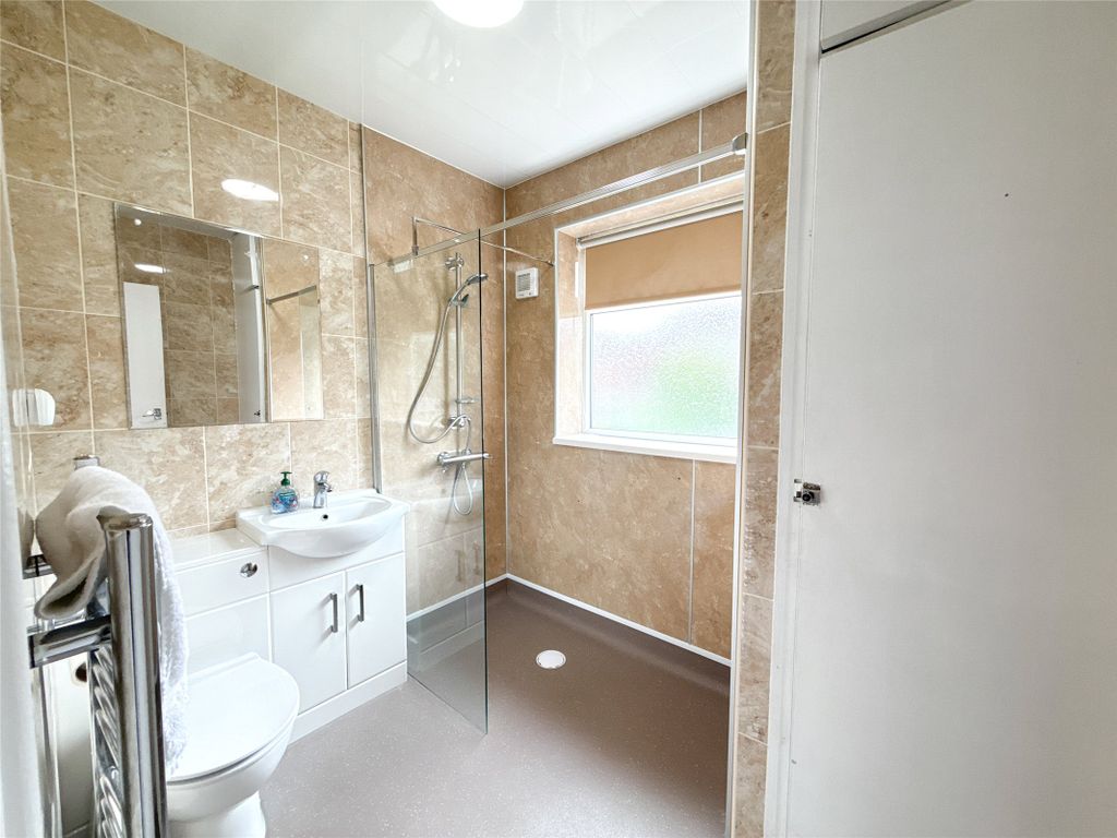 Property photo 3 of 24 Shower Room