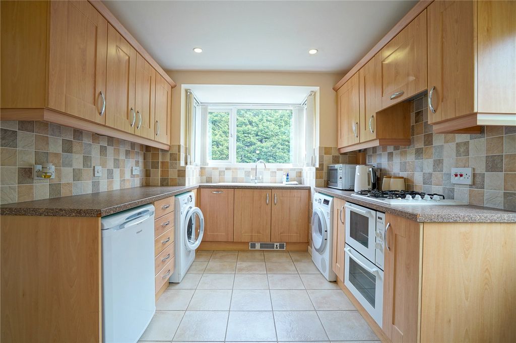 Property photo 3 of 19 Picture No. 09