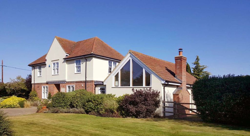 Property photo 1 of 18