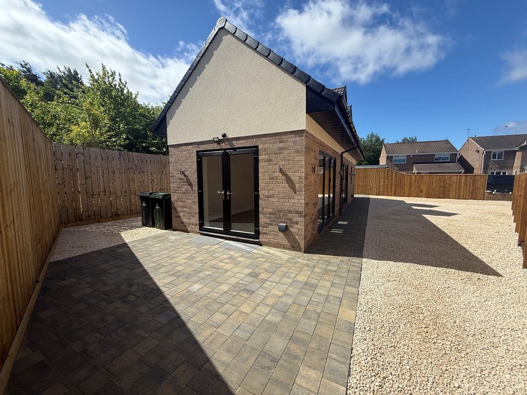 Property photo 3 of 14