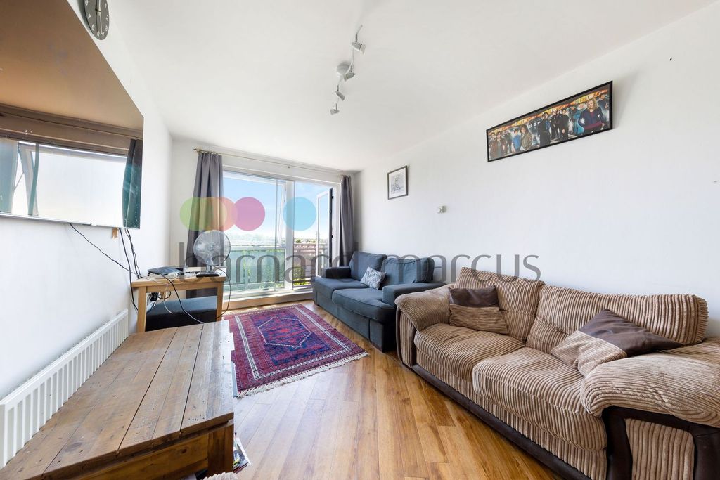 Property photo 3 of 8 View