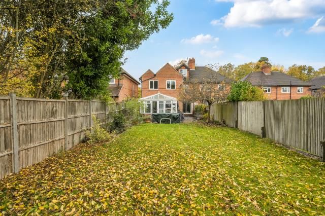 Property photo 3 of 17 Garden View