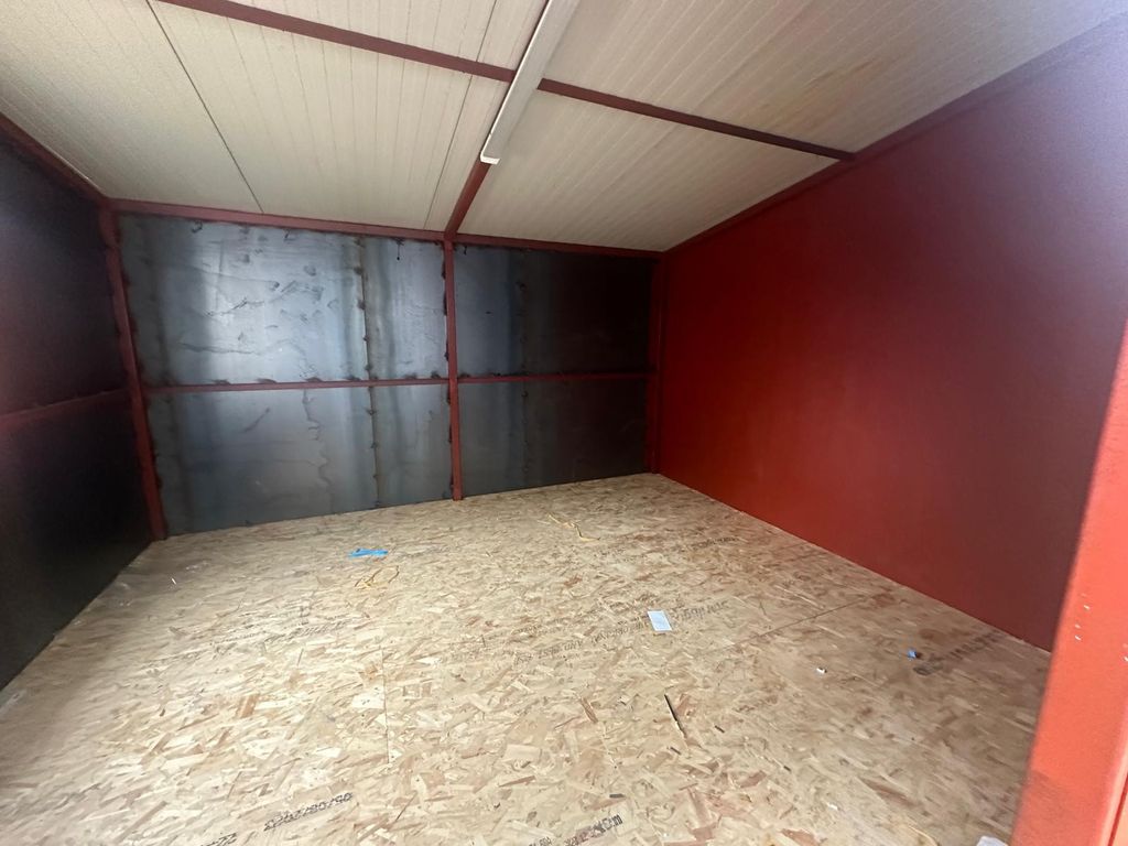 Property photo 2 of 4