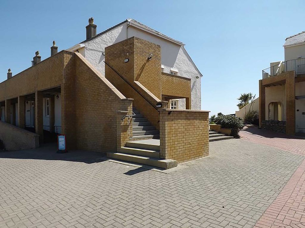 Property photo 1 of 22