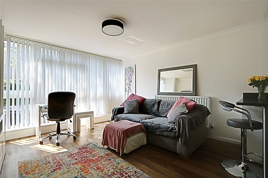 Property photo 2 of 9 Picture No. 02