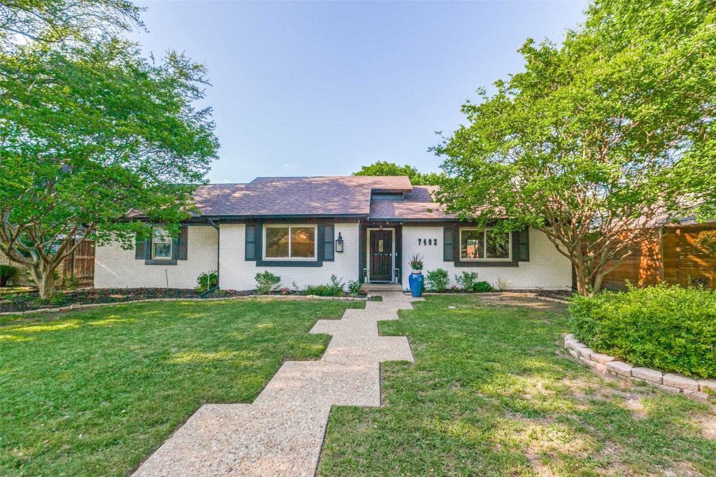 Property photo 1 of 30