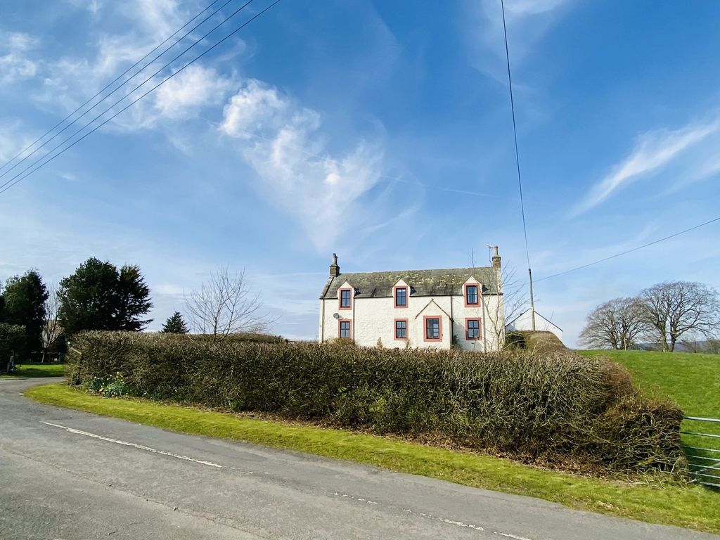 Property photo 1 of 26