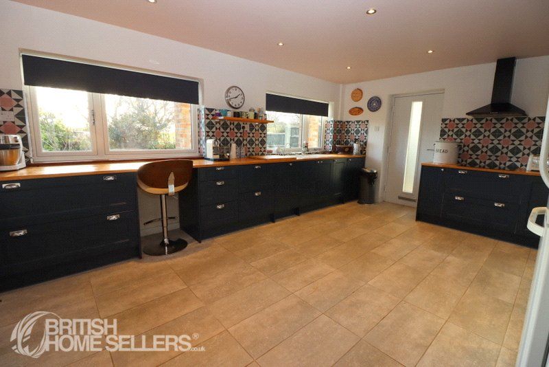 Property photo 2 of 13 Picture No. 07