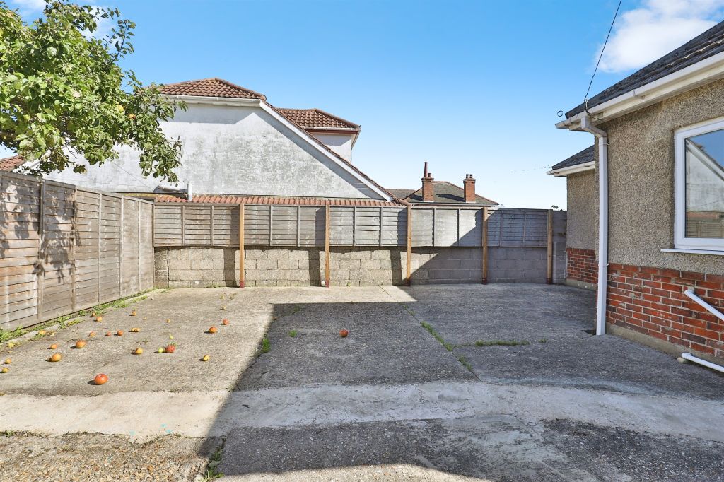 Additional image 13 of 2 bed detached bungalow for saleKinson Road, Bournemouth BH10