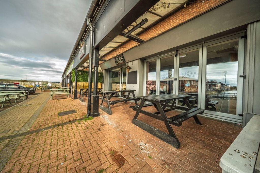 Property photo 1 of 21 Picture No. 37