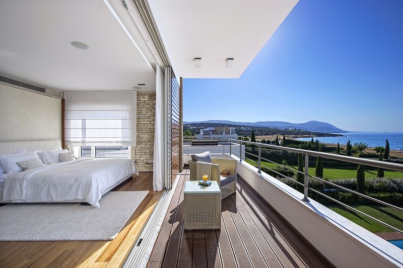 Property photo 3 of 7 Master Bedroom With