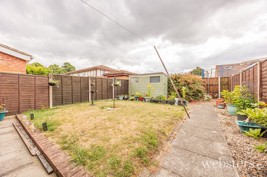 Property photo 3 of 12