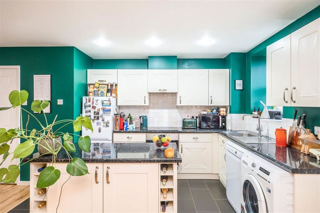 Property photo 3 of 7