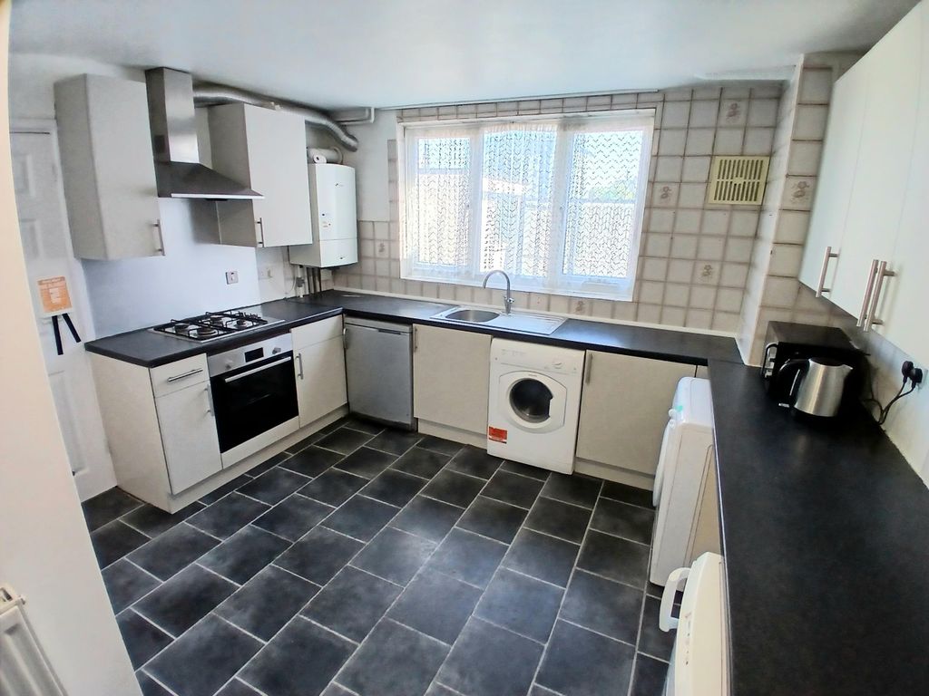 Property photo 2 of 22 Image