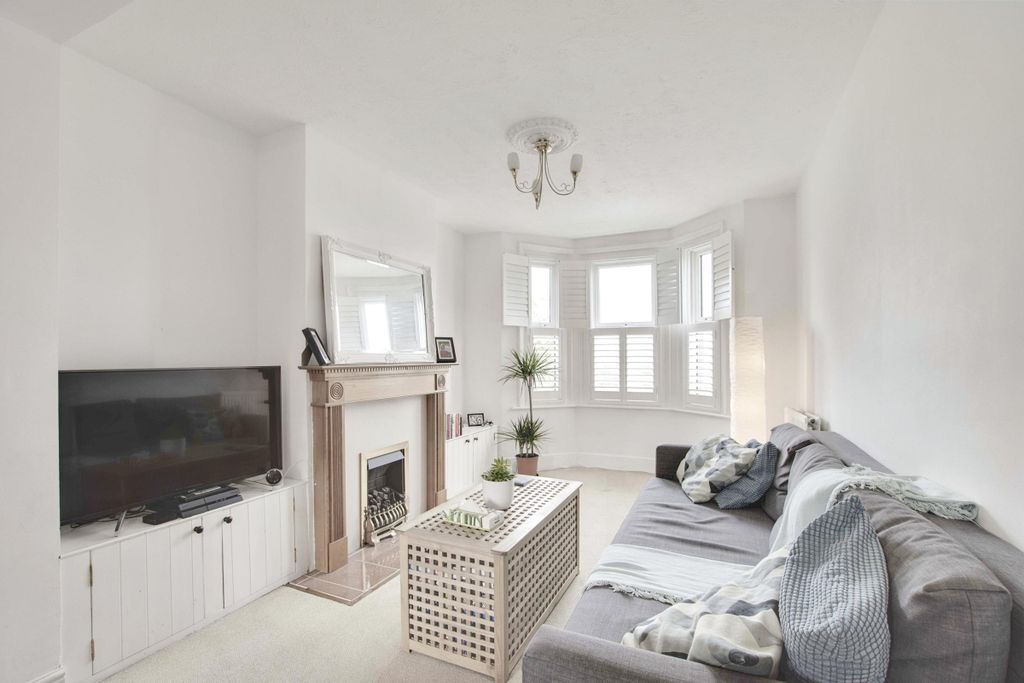 Property photo 2 of 12 Living Room