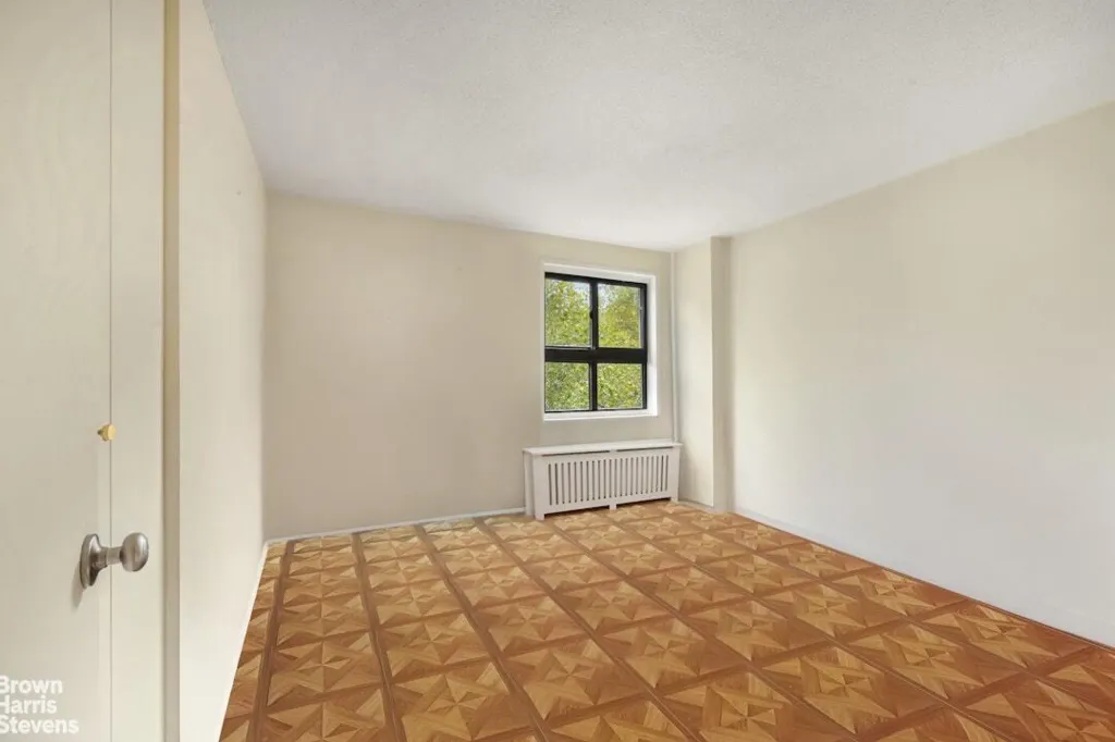 Property photo 3 of 7 <Alttext/>