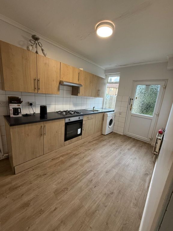 Property photo 2 of 12 Gallery
