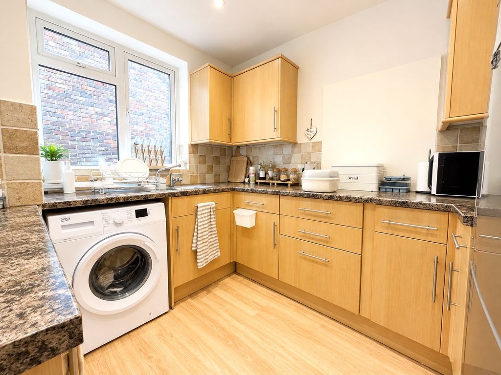 Property photo 2 of 6 Picture No. 01