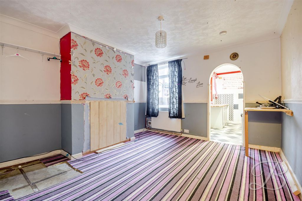 Property photo 3 of 19 Ccltd-3.Jpg