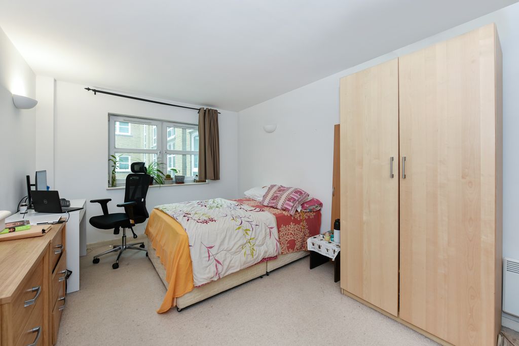 Property photo 3 of 15