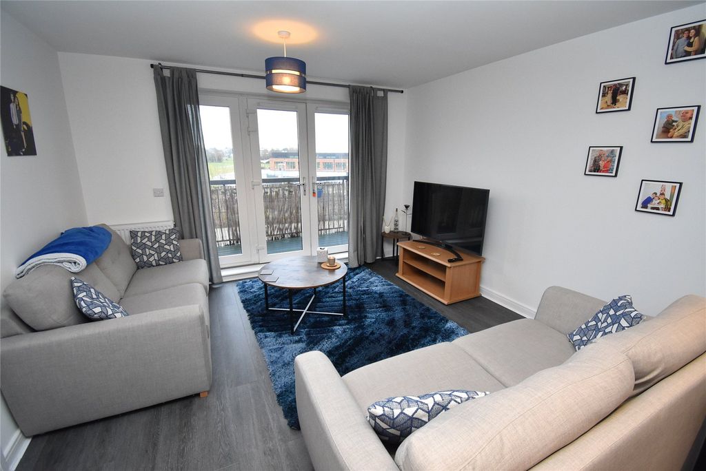 Property photo 2 of 9 Picture No. 06