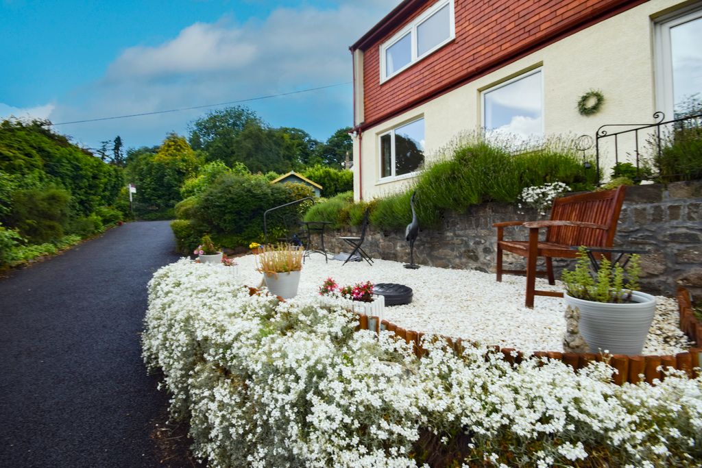 Property photo 1 of 27 Dsc_0553-Edit