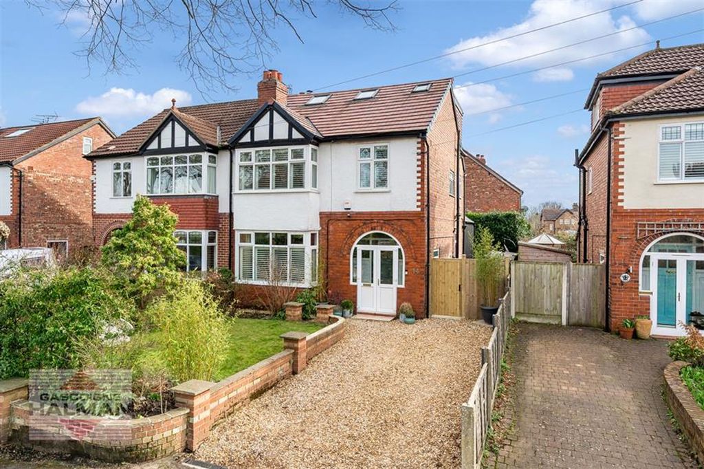 Property photo 1 of 33