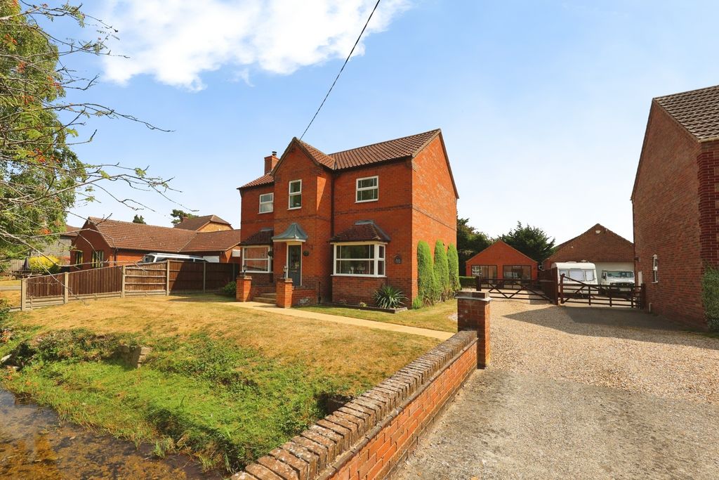 Property photo 1 of 32 5266530
