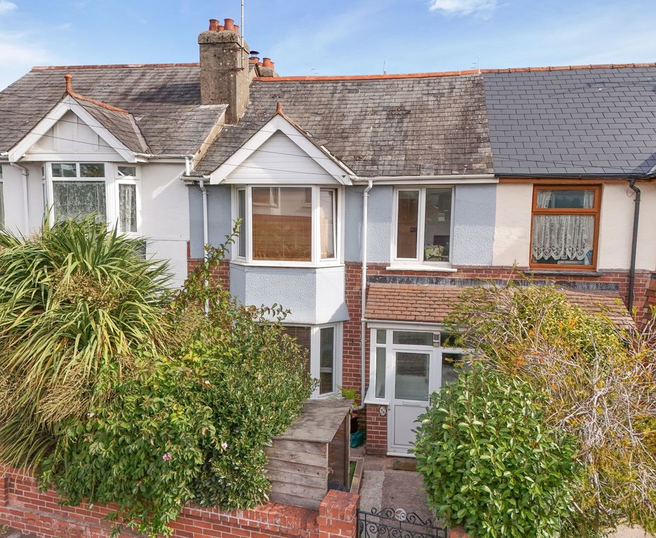Property photo 1 of 18