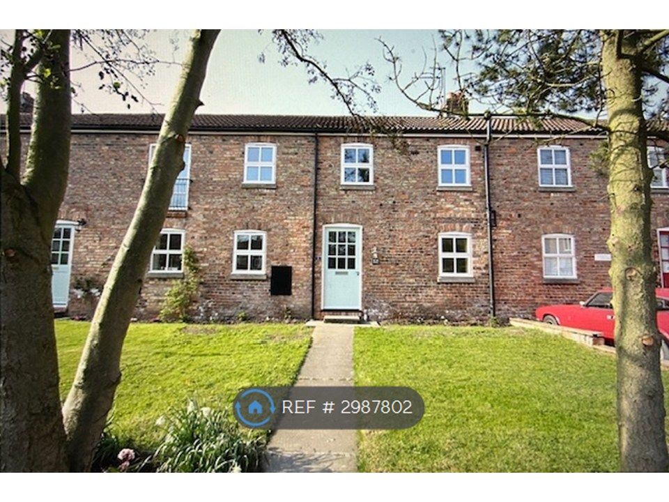 Property photo 1 of 10 Open Front Garden (East Facing)