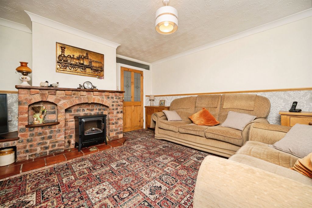 Property photo 2 of 13