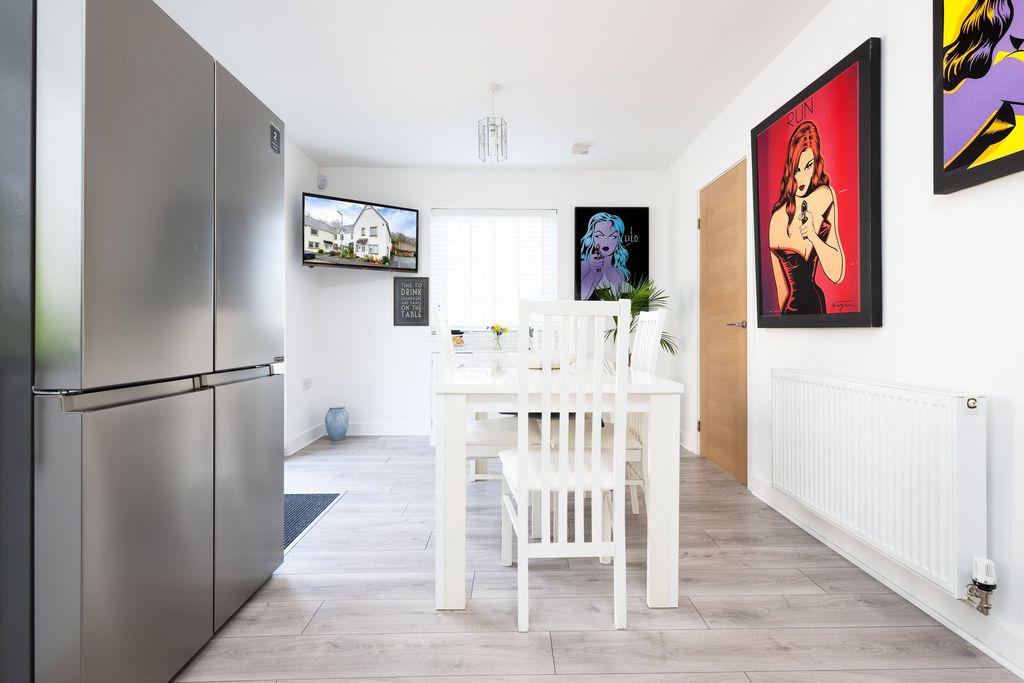 Additional image 10 of 3 bed end terrace house for saleHollybush Lane, Port Glasgow PA14