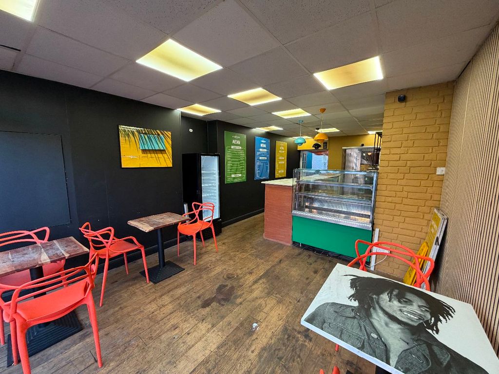 Property photo 2 of 27