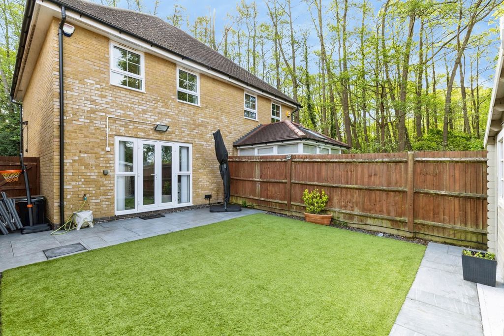 Property photo 1 of 17 Pbox-Img.Jpg