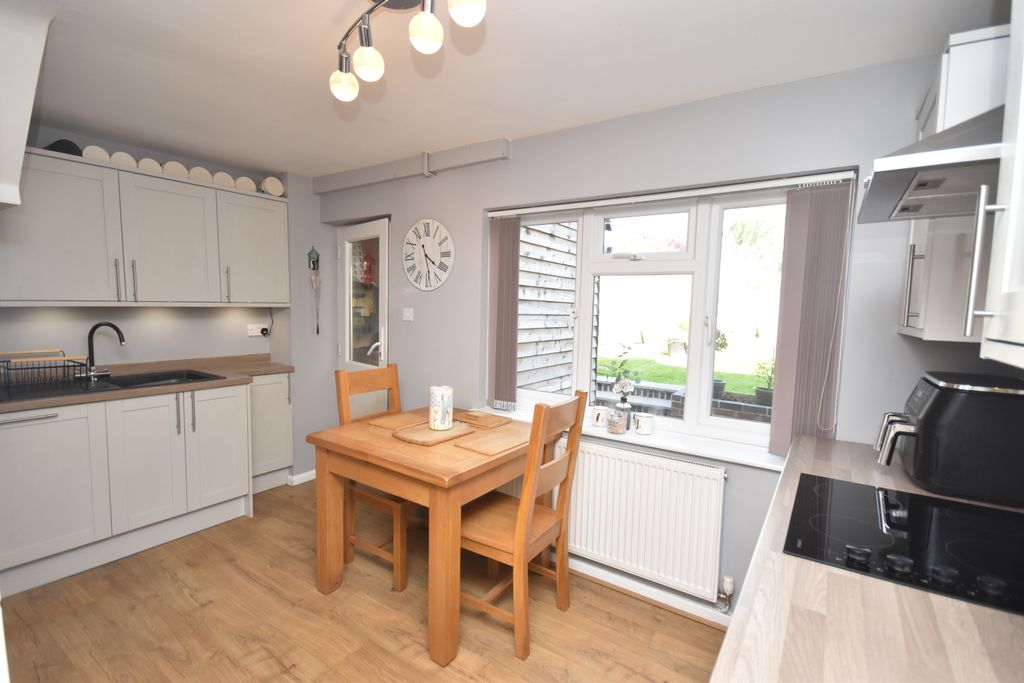 Property photo 2 of 12 Kitchen/Diner