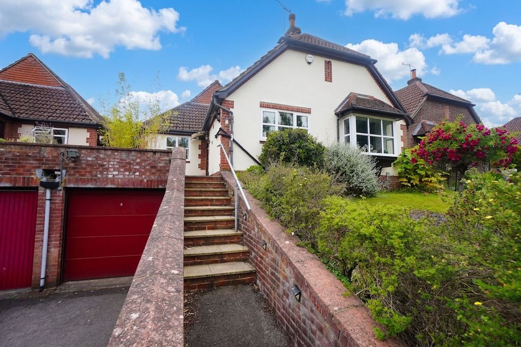 Property photo 1 of 16