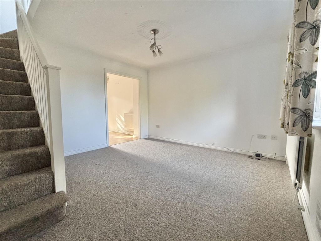 Property photo 3 of 14 Img_8497.Jpg