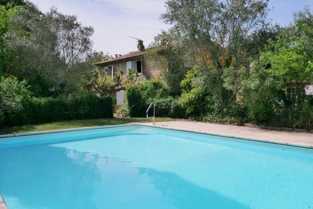 Property photo 1 of 12 Charming Property In The Heart Of Provence - Space, Peace And Authenticity