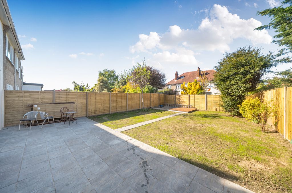 Additional image 7 of 5 bed semi-detached house for saleKellett Road, Upper Shirley, Southampton, Hampshire SO15