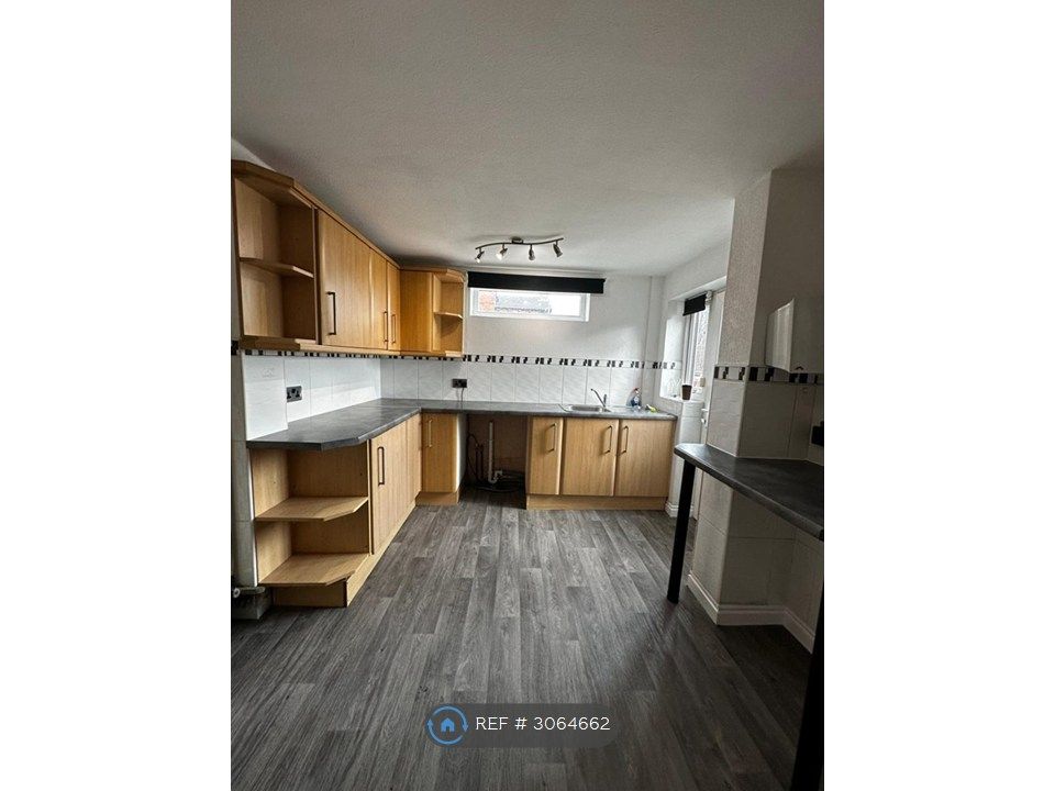 Property photo 1 of 30