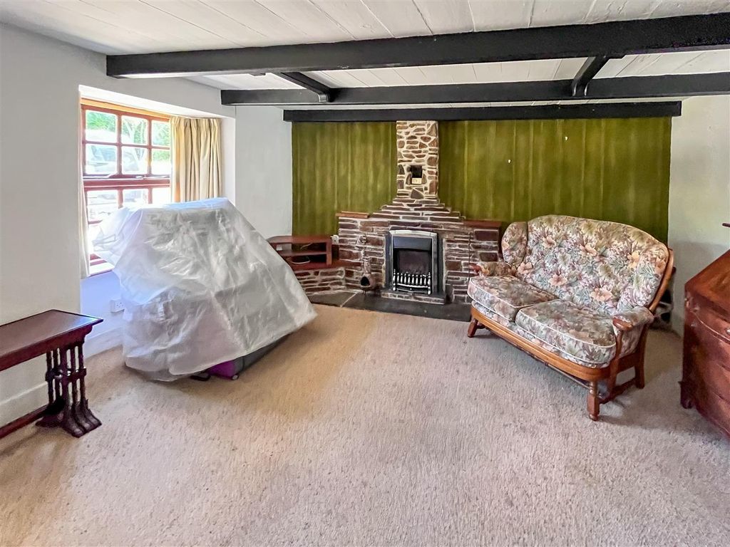 Property photo 3 of 24