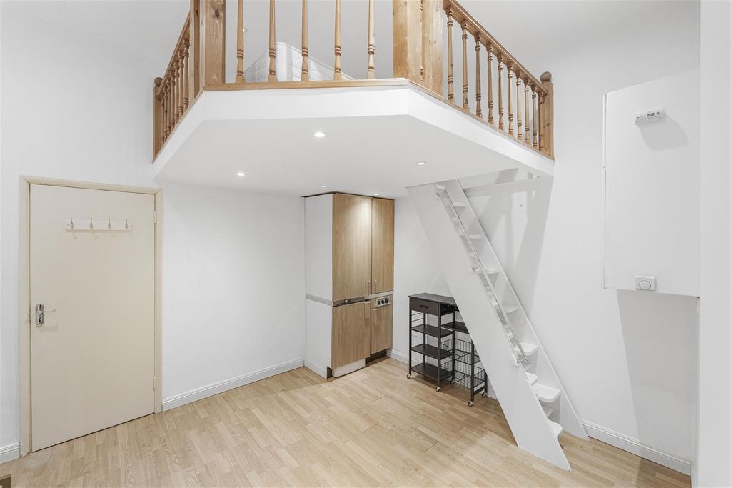 Property photo 3 of 10 _Akp2708.Jpg