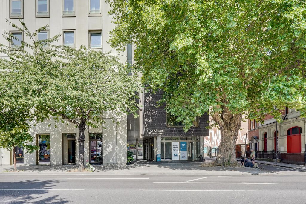 Property photo 1 of 7 02-6Fa0Jus06028.Jpg