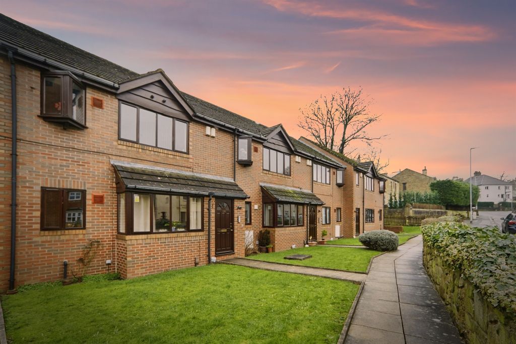 Property photo 1 of 12