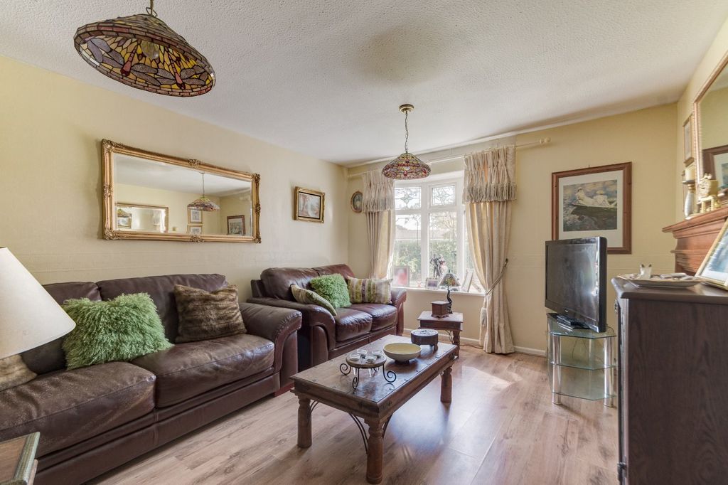 Property photo 2 of 14 Picture No. 01