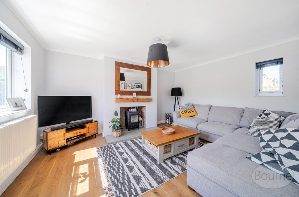 Property photo 2 of 16 42Bed609-9B43-467...